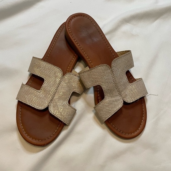 Daytrip size 7 brown and white sandals - Picture 2 of 4